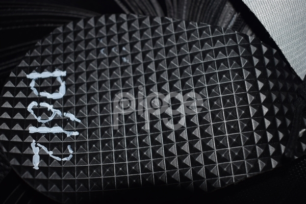 现货供应厂家直销大钻石纹皮革 黑色PVC皮革面料牛津底