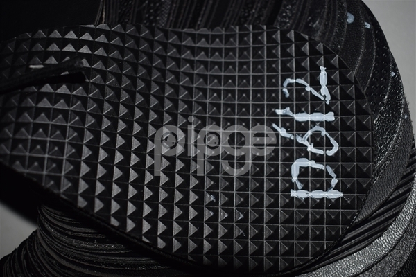 现货供应厂家直销大钻石纹皮革 黑色PVC皮革面料牛津底