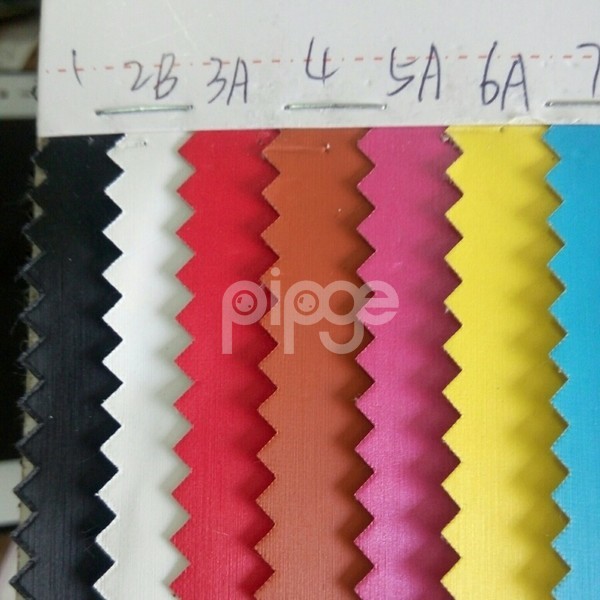 0.5细布底雨丝纹PU