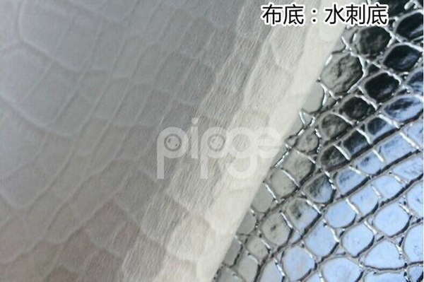 PVC水刺底鳄鱼纹金色银色贴膜包装材料彩色贴膜鳄鱼皮