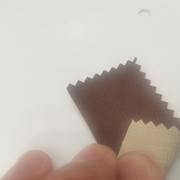 PVC，0.6咖啡色，单面针织布底，针孔纹，现货300米，有没有？